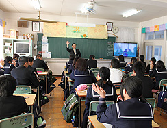 9 平成22年12月10日 甲州市立勝沼中学校